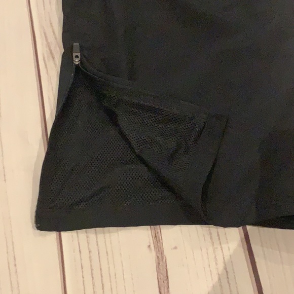 Under Armour Pants with a knit Size X-large - Picture 7 of 9